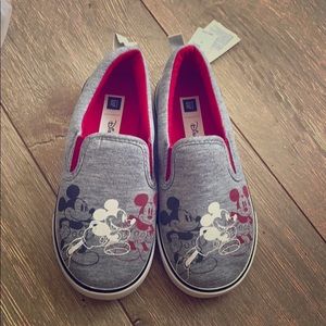 GAP DISNEY MICKEY MOUSE Shoes